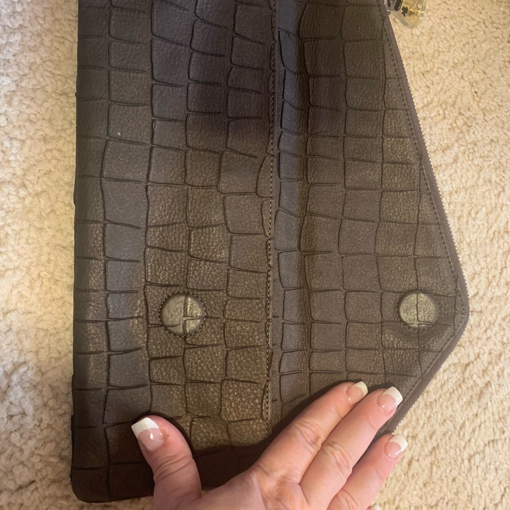 NWOT Henri Bendel clutch evening bag - brown suede-like cut out snakeskin - Picture 4 of 6